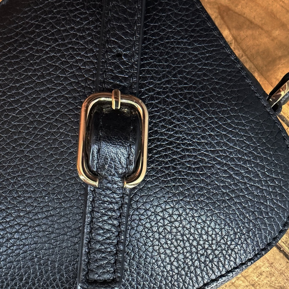 Tory Burch Black Pebbled Leather Crossbody Bag - Picture 5 of 8